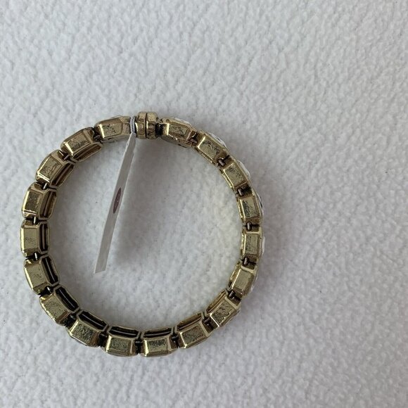 Dressbarn Bracelet Rhinestone Crystal Gold Tone Bangle Magnetic Clasp NWT - Picture 2 of 5